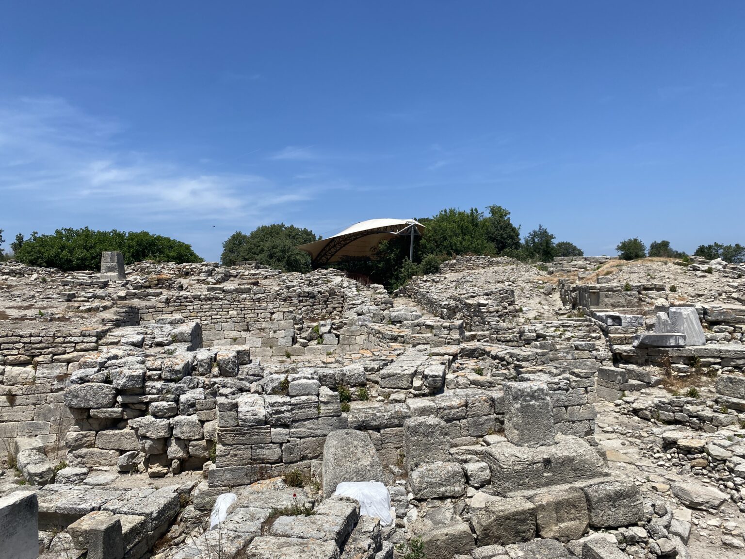 【徹底解説】トロイ遺跡の行き方・チケット情報・見どころを紹介!トロイア戦争は実在した! Locavel