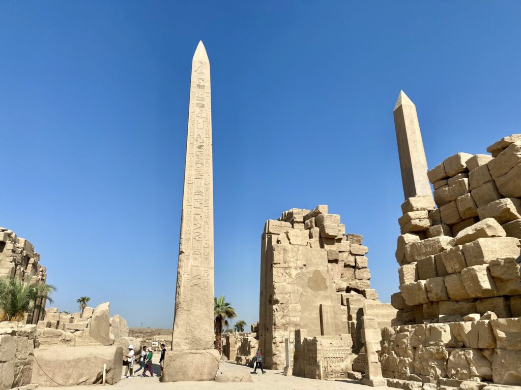 【エジプト・ルクソール】カルナック神殿の見どころ9選を写真つきでご紹介！