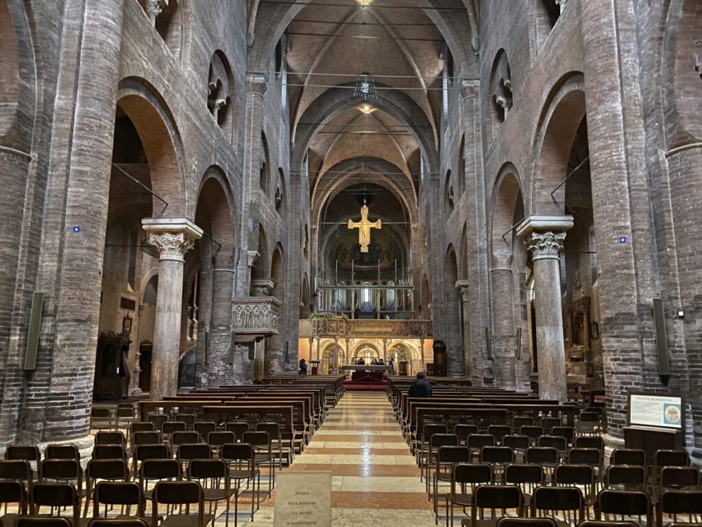 【美食の街＆フェラーリ聖地】イタリア・モデナへの行き方と観光スポット紹介！マラネッロへの行き方も！