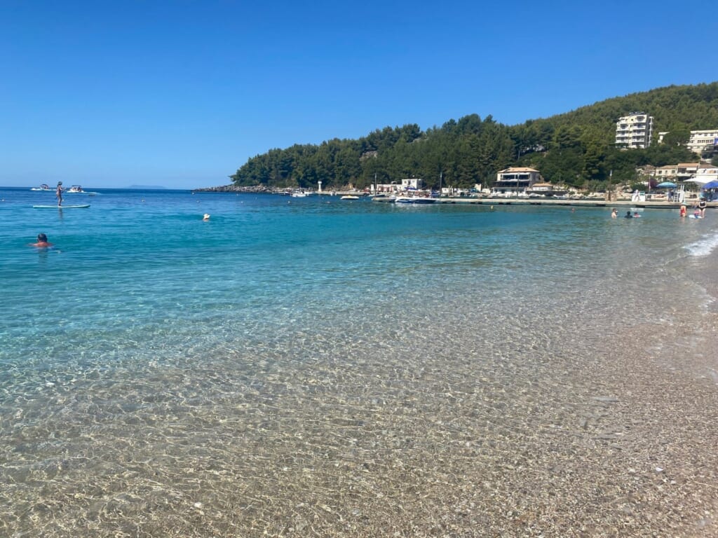 透き通ったヒマラの海