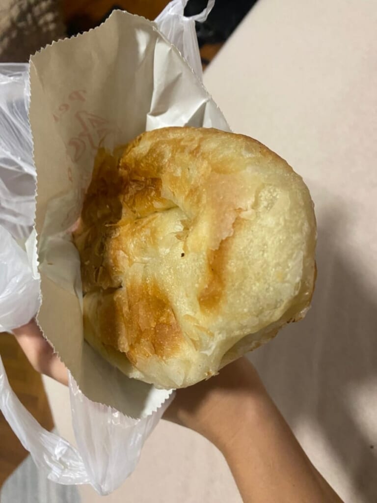 パン屋さんで買ったブレク