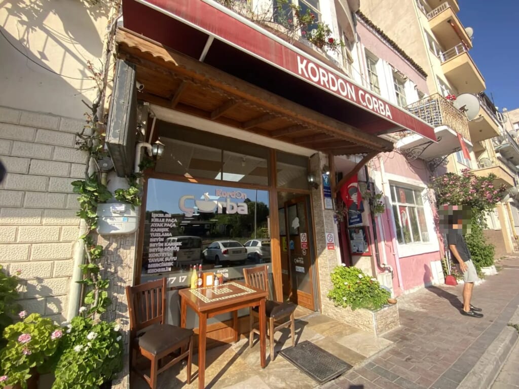 チャナッカレのスープ専門店Kordon Çorbaの外観