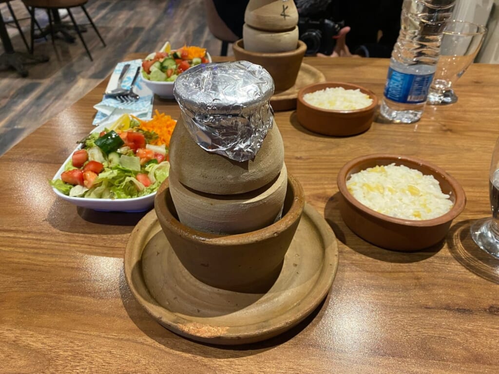 封をした壺ケバブの壺